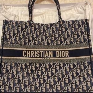 Dior Oblique Canvas Tote in Navy and Beige